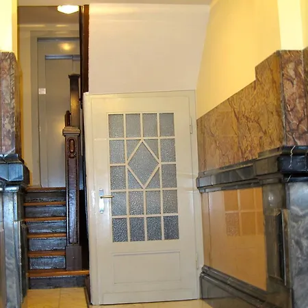 Apartment Lovely Flat Between Station & Porta Nigra